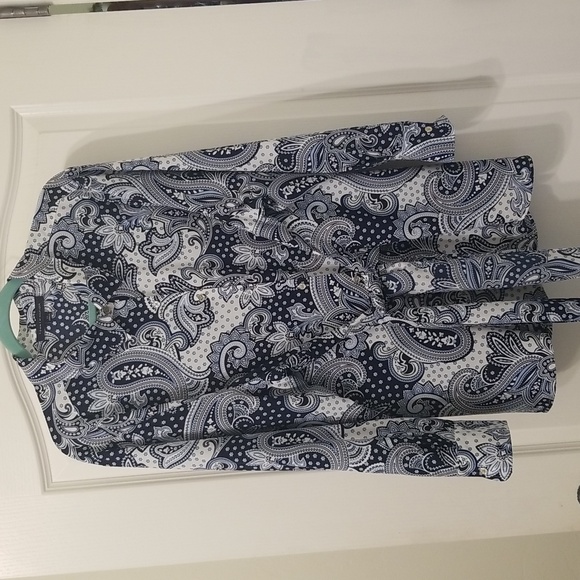 Tommy Hilfiger Tops - Tommy Hilfiger Blue Paisley  Tie Waist Lush Life Polished Button Down Sh…